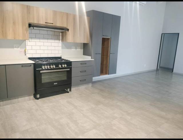 4 BEDROOM PROPERTY TO RENT IN WATERKLOOF